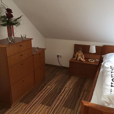 Gaestezimmer Hausaeckerweg Erlangen Eksteriør bilde